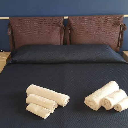 فندق مبيت وإفطار I Pupi Siciliani لينتيني